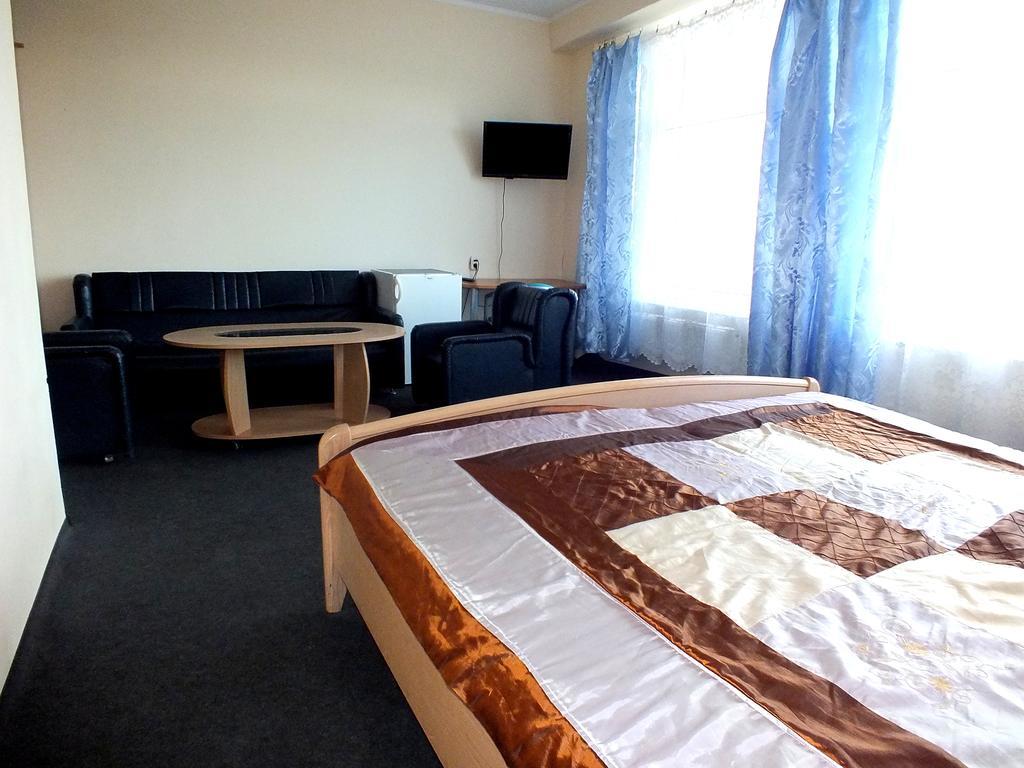 Motelis Jonuciai Garliava Ruang foto
